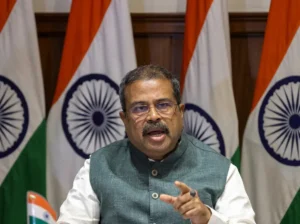 শিক্ষামন্ত্রী ধর্মেন্দ্র প্রধানের ইস্তফা- ছাত্র আন্দোলনের চাপে সরে দাঁড়াতে বাধ্য হলেন